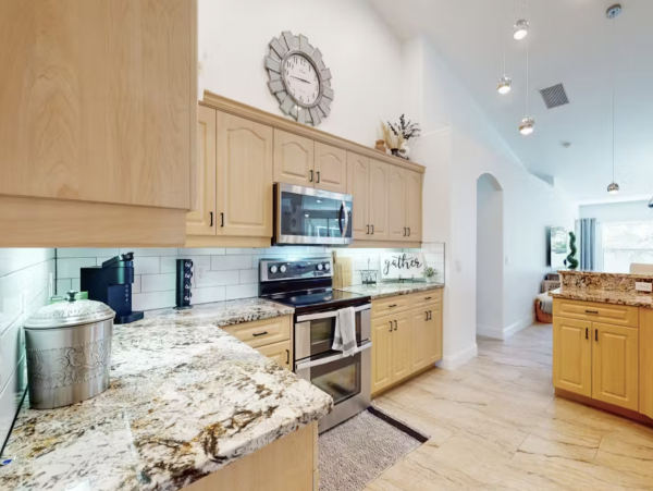 North Port Beautiful Home with Private Pool, Lanai & Pool Table