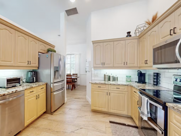 North Port Beautiful Home with Private Pool, Lanai & Pool Table
