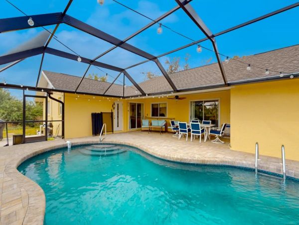 Englewood Vacation Rental with Private Pool