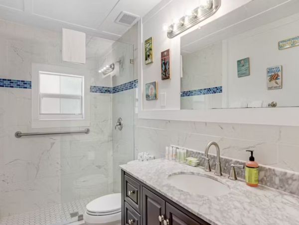 Key West Walk to Beach Three Condos Sleeps 14