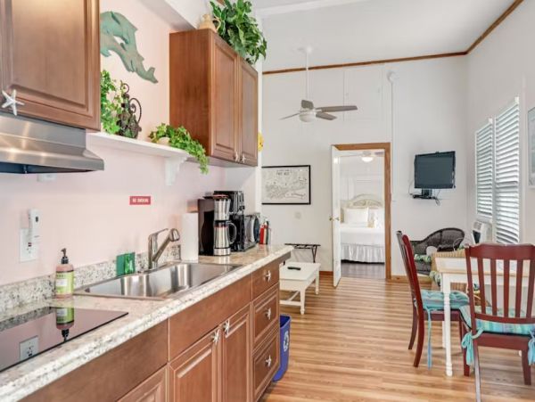 Key West Walk to Beach Three Condos Sleeps 14