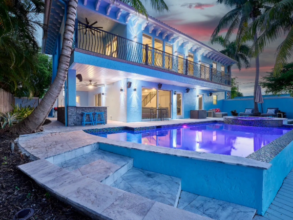 Exquisite Five Bedroom Vacation Rental with Canal Views