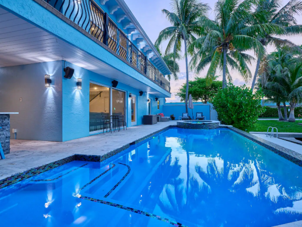 Exquisite Five Bedroom Vacation Rental with Canal Views