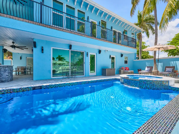 Exquisite Five Bedroom Vacation Rental with Canal Views