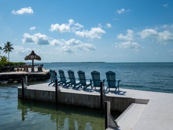 Exclusive Islamorada Retreat with Guest House