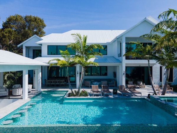 Exclusive Islamorada Retreat with Guest House