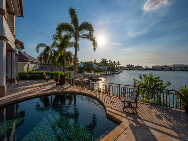 Exquisite Luxury Mansion with Spectacular Bay Views & Pool in Naples
