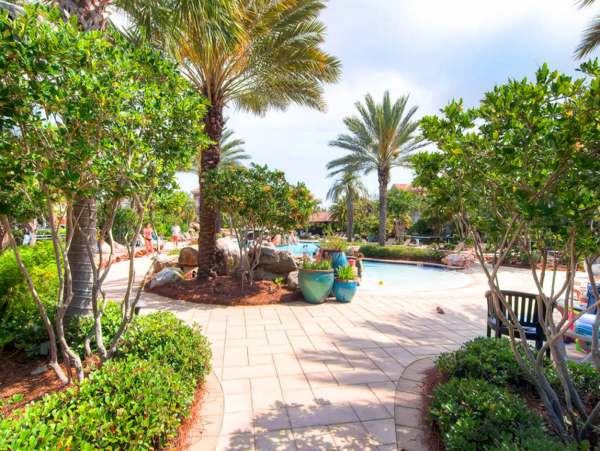 Spacious 6-BR Destin Vacation Rental with Lagoon Pool Views