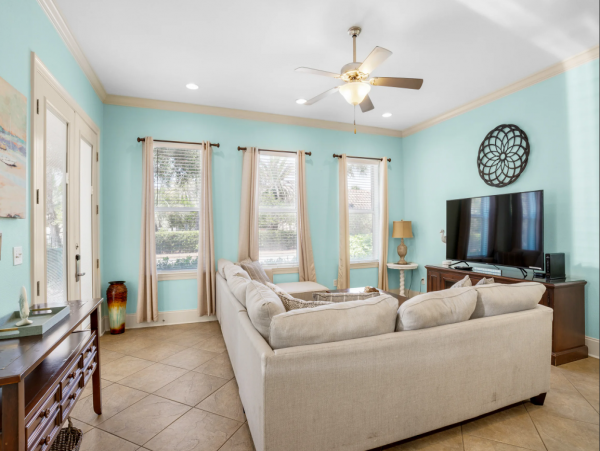 Spacious 6-BR Destin Vacation Rental with Lagoon Pool Views
