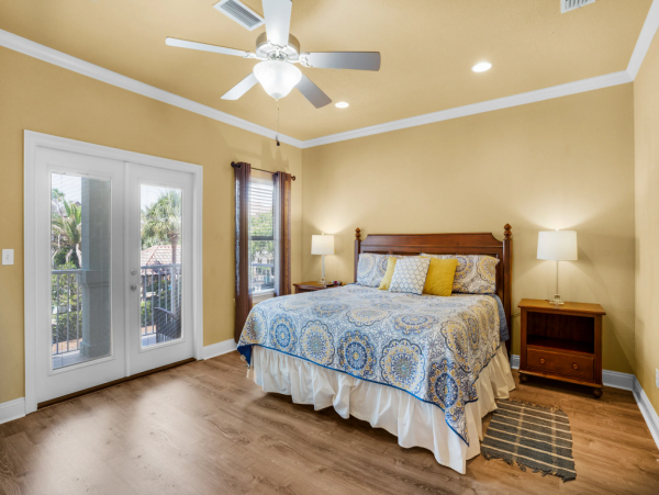 Spacious 6-BR Destin Vacation Rental with Lagoon Pool Views