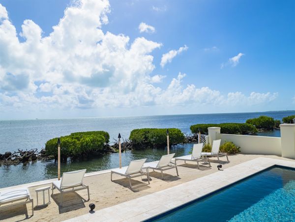 Islamorada Oceanfront Six Bedroom Vacation Rental Home