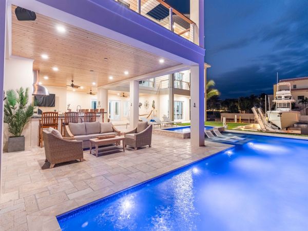 Islamorada Oceanfront Six Bedroom Vacation Rental Home