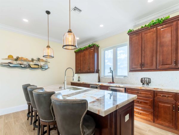 Islamorada Oceanfront Six Bedroom Vacation Rental Home