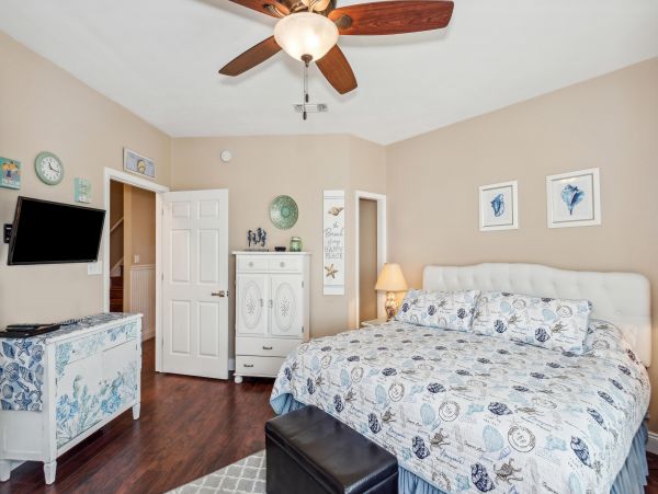 Stunning Gulf Views fron this Lovely Vacation Rental