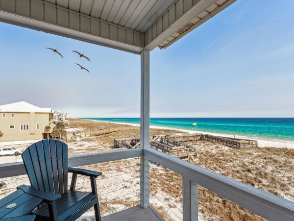 Stunning Gulf Views fron this Lovely Vacation Rental