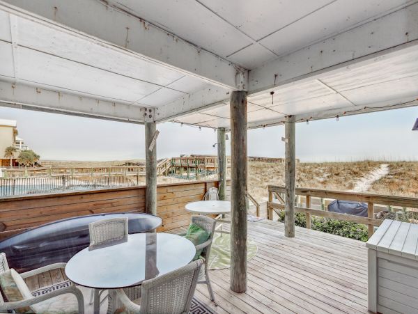 Stunning Gulf Views fron this Lovely Vacation Rental
