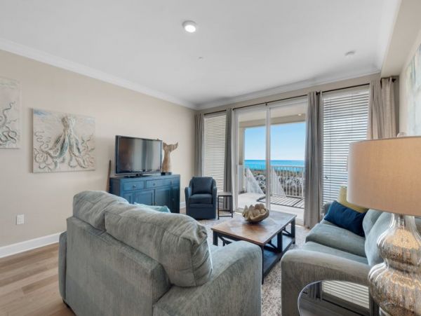 Spacious Vacation Rental with Full Ocean Views