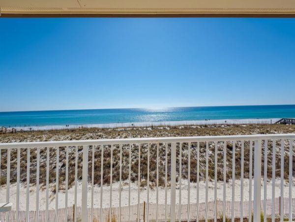 Spacious Vacation Rental with Full Ocean Views