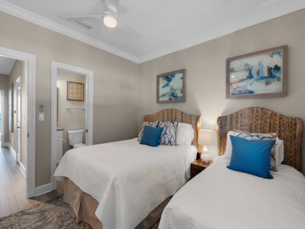 Spacious Vacation Rental with Full Ocean Views