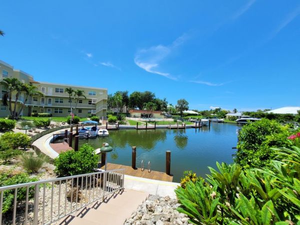 Waterfront Vacation Condo in Marco Island