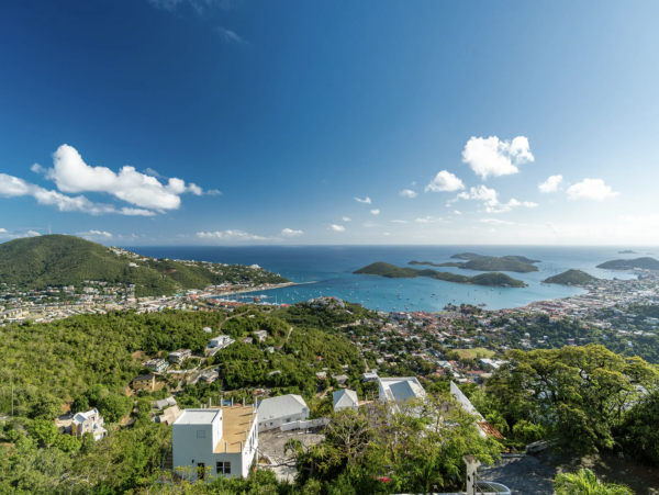 St. Thomas 4-Bdrm Retreat Shared Pool & Amazing Ocean Views