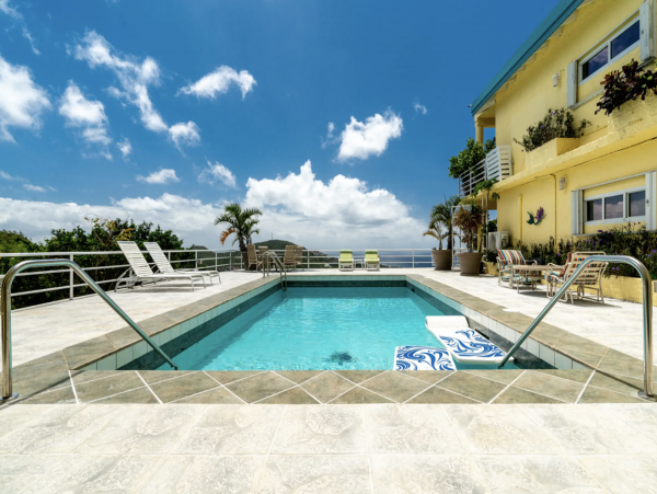 St. Thomas 4-Bdrm Retreat Shared Pool & Amazing Ocean Views