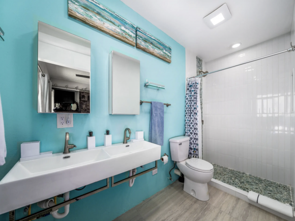 St. Thomas 4-Bdrm Retreat Shared Pool & Amazing Ocean Views