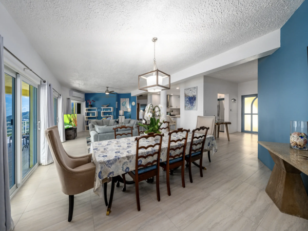 St. Thomas 4-Bdrm Retreat Shared Pool & Amazing Ocean Views