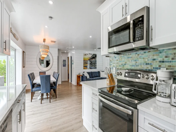 Naples Vacation Rental with 4 Bedrooms & Pool