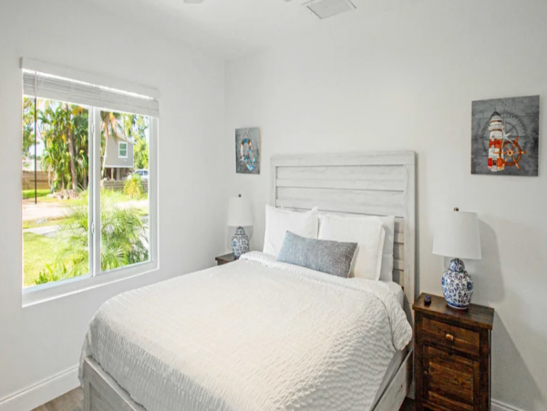 Naples Vacation Rental with 4 Bedrooms & Pool