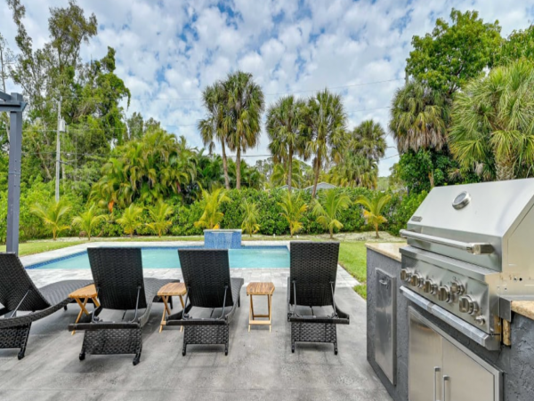 Naples Vacation Rental with 4 Bedrooms & Pool