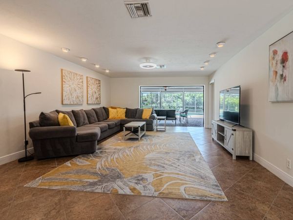 River Front Three Bedroom Vacation Home in Naples