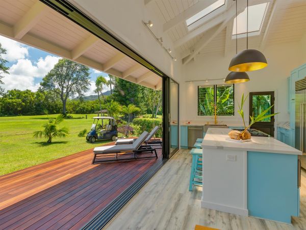 Stunning Vacation Rental with 3 Bedrooms & Pool