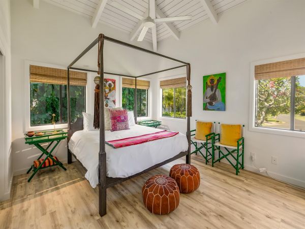Stunning Vacation Rental with 3 Bedrooms & Pool