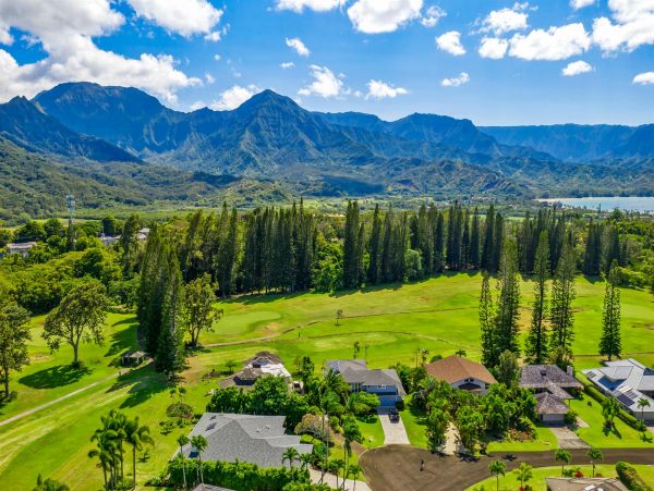 Stunning Vacation Rental with 3 Bedrooms & Pool