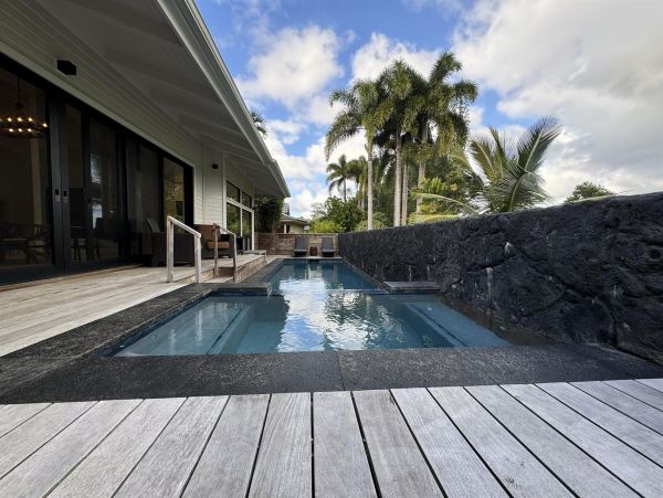 Stunning Vacation Rental with 3 Bedrooms & Pool