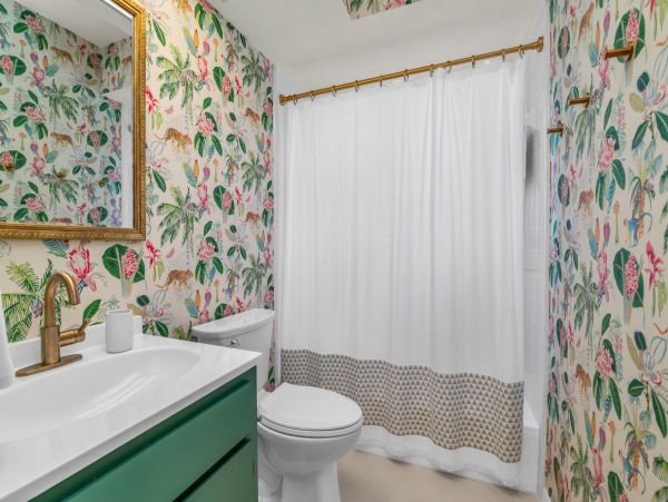 Relaxing Marco Island Vacation Rental with Hot Tub & BBQ