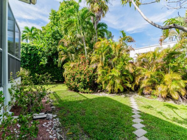 Relaxing Marco Island Vacation Rental with Hot Tub & BBQ
