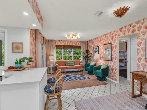 Relaxing Marco Island Vacation Rental with Hot Tub & BBQ