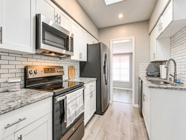 Venice Two Bedroom Vacation Rental Cozy Getaway