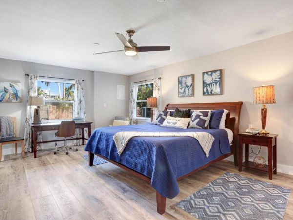 Naples Luxury 4-Bedroom Home with Pool in a Great Location