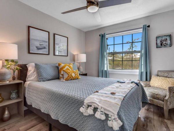 Naples Luxury 4-Bedroom Home with Pool in a Great Location