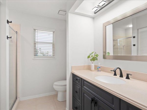 Comfortable Marco Island Home: Pool, Dock & Family-Friendly