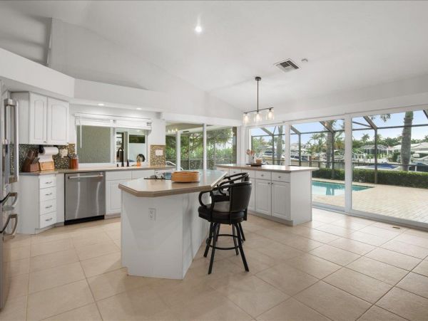 Comfortable Marco Island Home: Pool, Dock & Family-Friendly