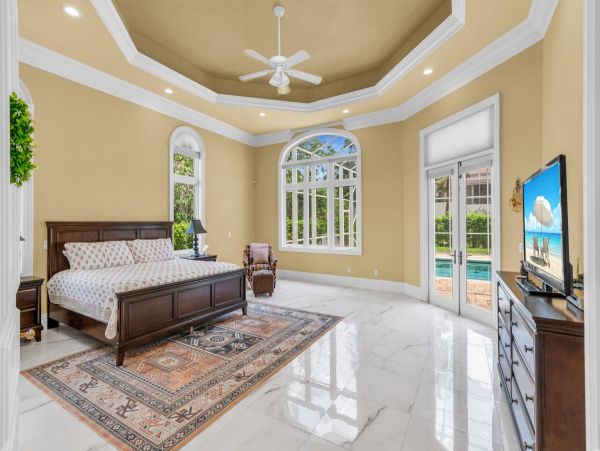 Three Bedroom Luxury Getaway in Marco Island