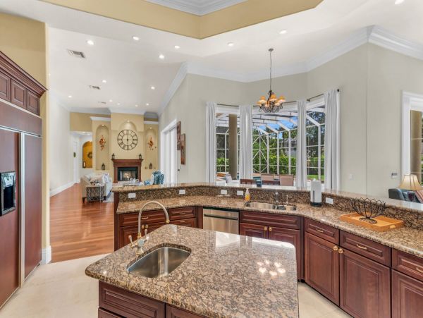 Three Bedroom Luxury Getaway in Marco Island