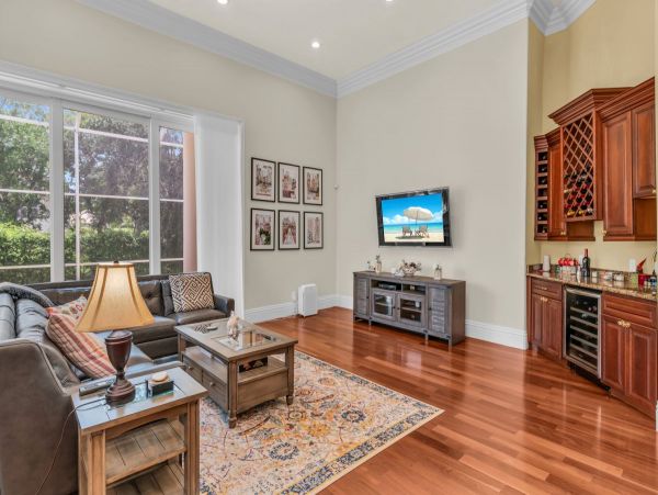 Three Bedroom Luxury Getaway in Marco Island