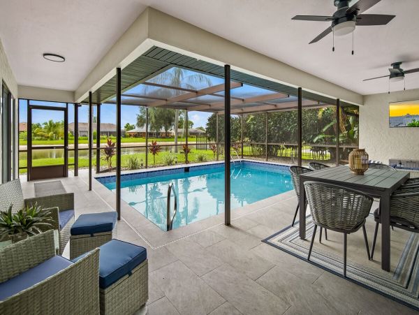 Three Bedroom Perfecto Getaway in Bonita Springs