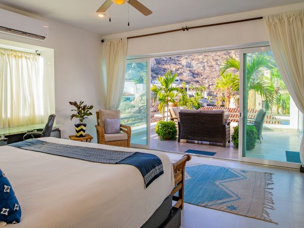 Los Cabos Three Bedroom Modern & Beautiful Vacation Home