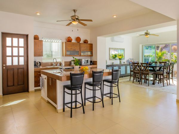 Los Cabos Three Bedroom Modern & Beautiful Vacation Home
